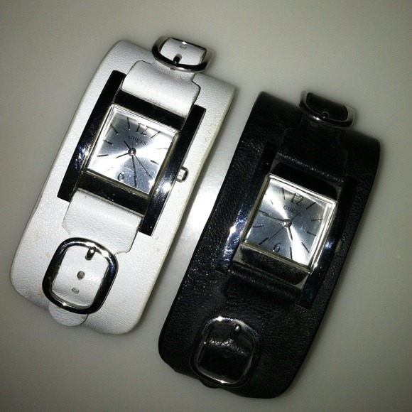 (2) - GUESS Watches