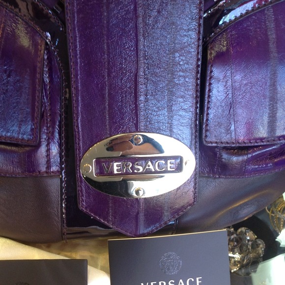 VERSACE a rare collectors bag. Reduced - Picture 3 of 4
