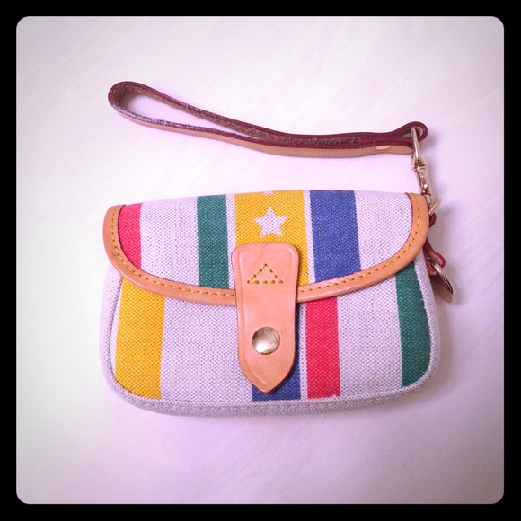 ❤REDUCED❤Dooney & Bourke Bag