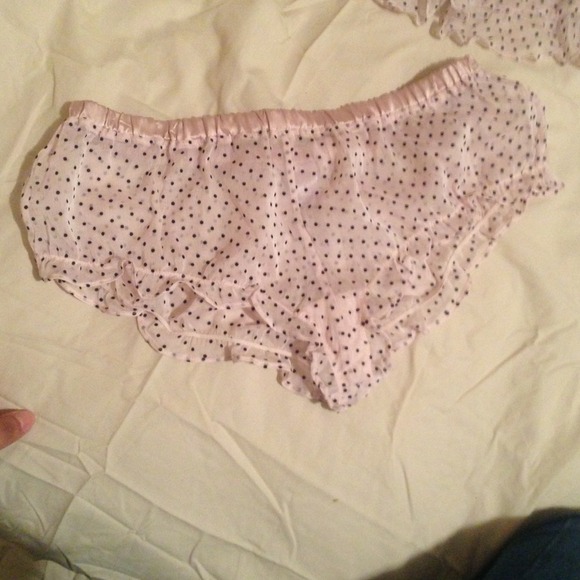 Sold in bundle - Picture 3 of 4