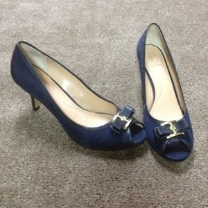 Navy Blue Peep toe shoes