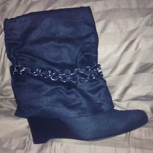 REDUCED AGAIN⚠Black Suede Boots