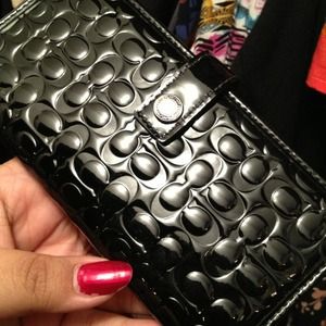 SOLD❗❗Authentic black patten leather coach wallet.