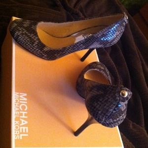 Michael Kors Pumps