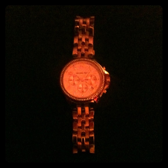 Per-Owned Rosé Gold Michael Kors Female Watch