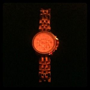 Per-Owned Rosé Gold Michael Kors Female Watch