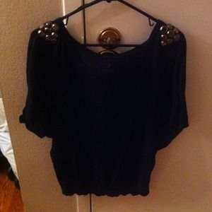 🌺Bundle for @zayda🌺 Guess top & animal print top