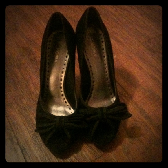 Prw-owned BCBG Heels.