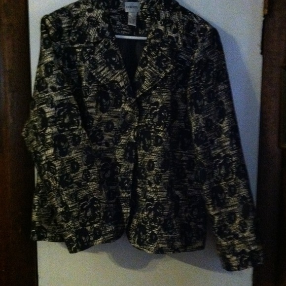 Chico Gold & Black blazer