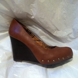 Brown wedges