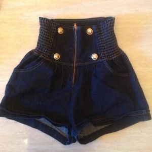 High wasted shorts*RESERVED*