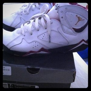 Jordan 7's cardinals . 100% authentic