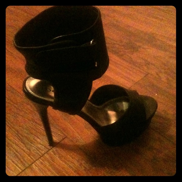 BeBe ankle wrap pumps