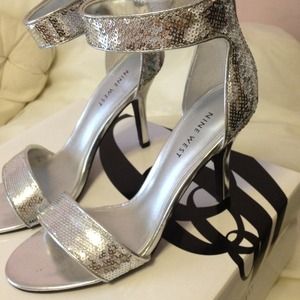 Nine west