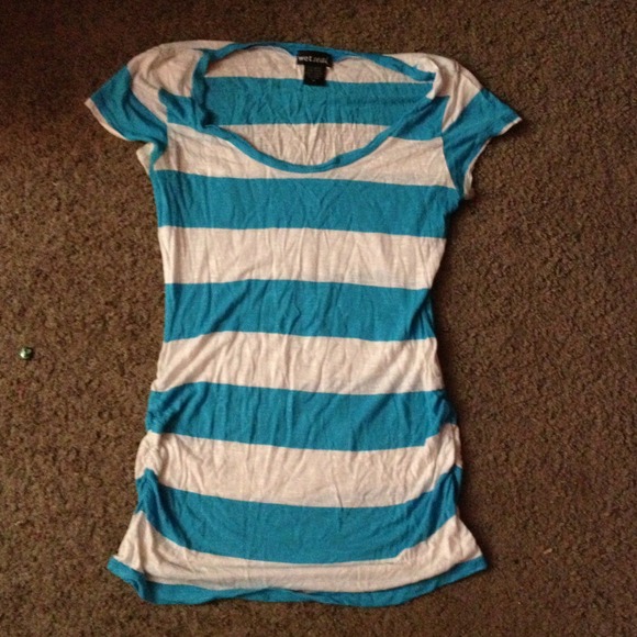 Blue and white summer tee.