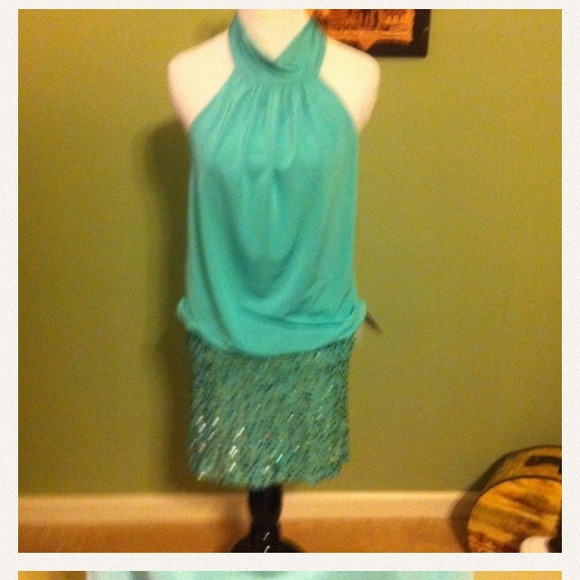 Dresses & Skirts - Bundle - green dress, black dress and black top