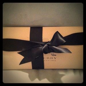 Burberry BODY * Perfect romantic scent for Fall ❤