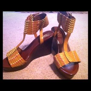 REDUCED* Ankle strap sandals