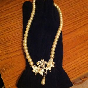 Pearl necklace