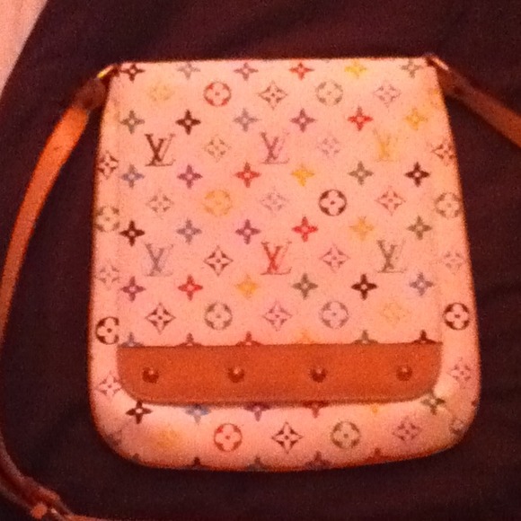 Lv purse