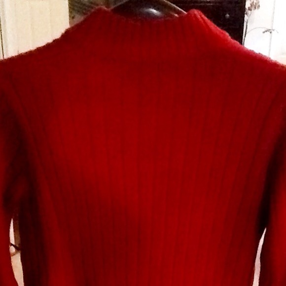 😊$PRICE REDUCED$   Ralph Lauren Red Sweater - Picture 3 of 3