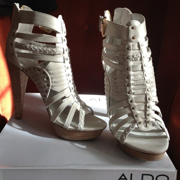 Aldo gladiator heel .