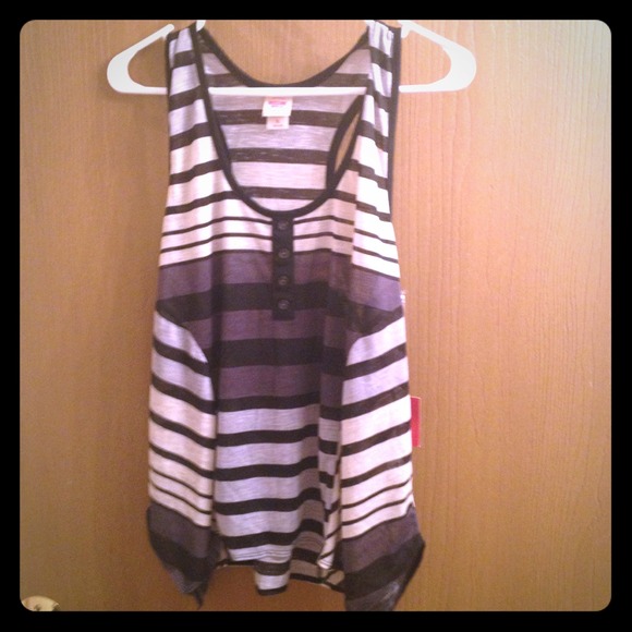 Stripes tank.