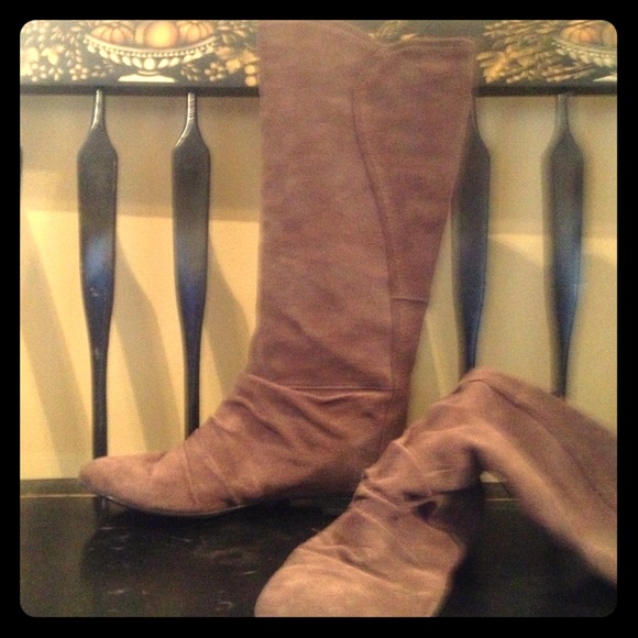 Nine West suede boots