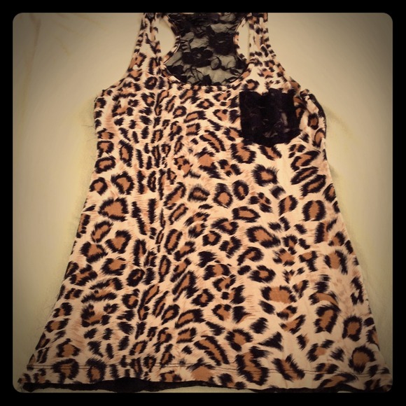 Leopard print top
