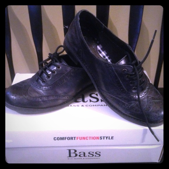 ** Reduced** Bass Bellingham Black leather oxford