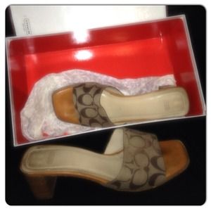 Coach Sandal