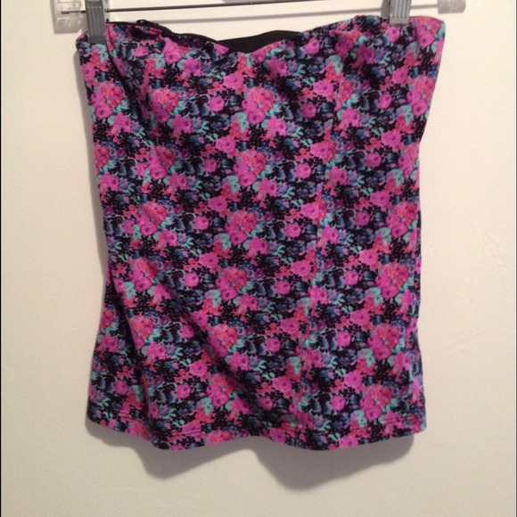 Urban outfitters strapless floral top