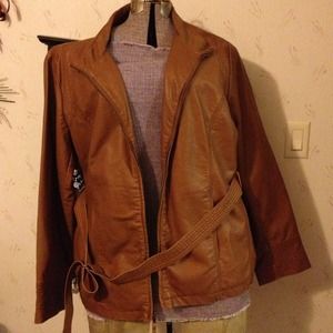 HOLD THRIFTYONE Cato zip up belted jacket 22/24