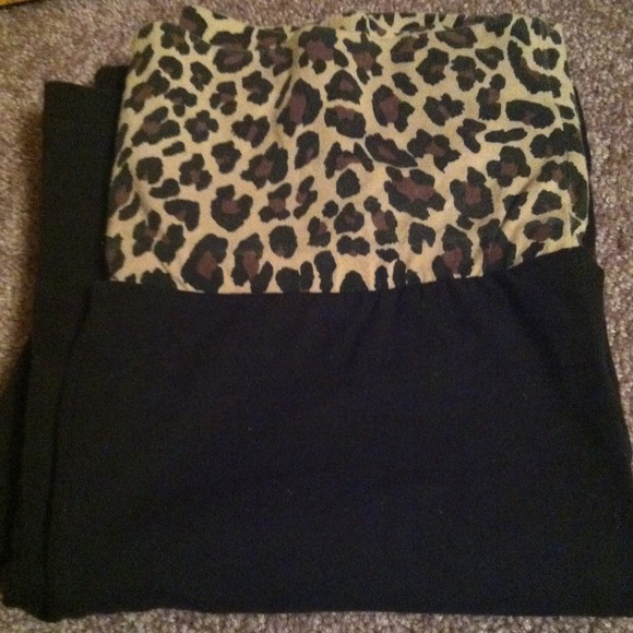 Cheetah yoga pants