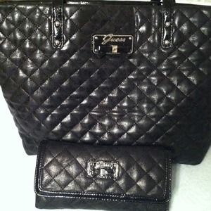 🔒RESERVED🔒Guess Tote & Wallet New/Used
