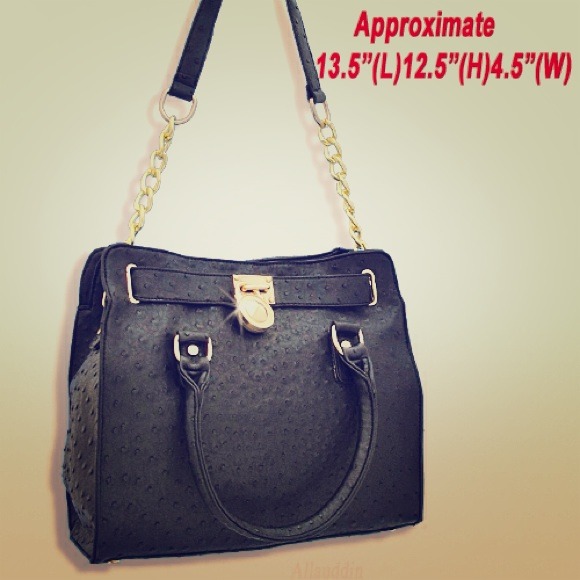 ⚫⚫Beautiful black Handbag⚫⚫Now also in Beige