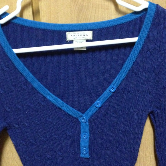 Sweater - Picture 3 of 3