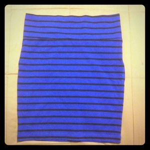 Forever 21 Short Bandage Skirt Royal/Black.