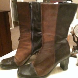 Color block boots