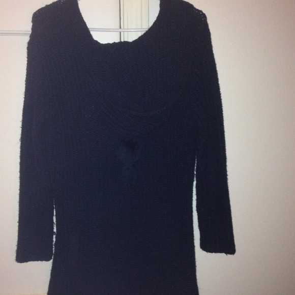 Warm knitted sweater with puffs! - Picture 2 of 3