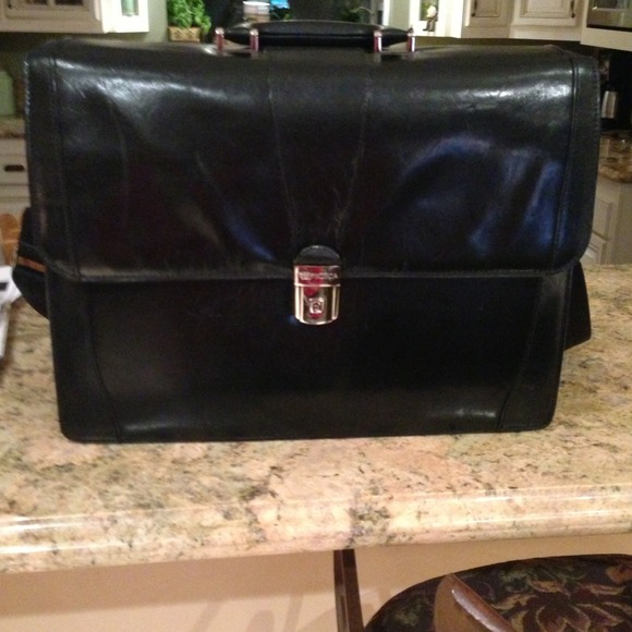 Beautiful Bosca leather briefcase for sale. - Picture 1 of 4