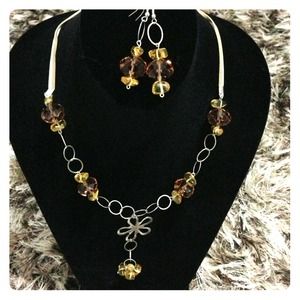 Original Amber necklace/earrings matching set.