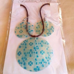 Aqua necklace and earring set
