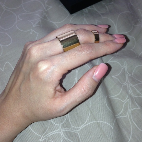 Just Acces Gold Ring Set