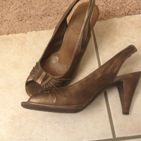 Bundle..2 pairs shoes