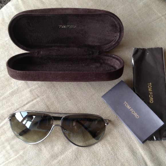 Tom Ford Cecilio aviator sunglasses BRAND NEW