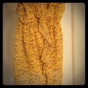 🌟SOLD🌟Yellow Small with floral