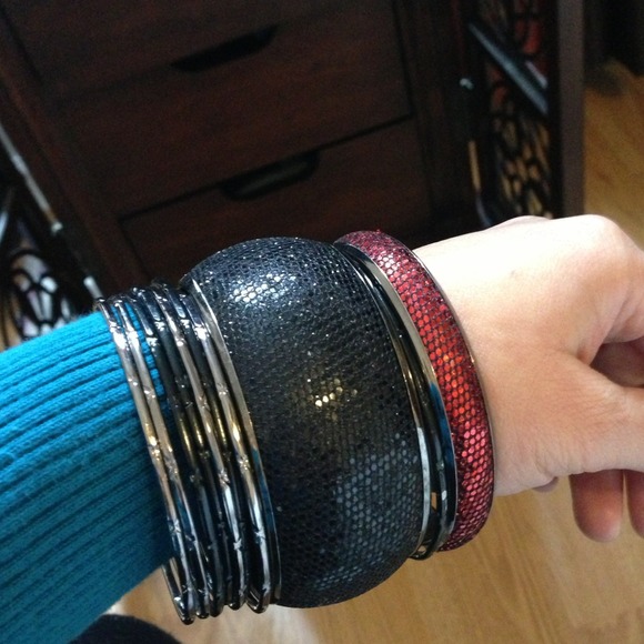 2be Bangles - Picture 2 of 2