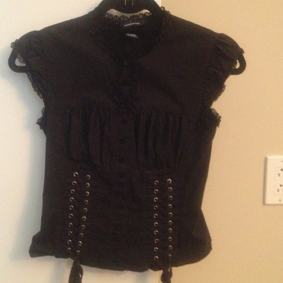 Victoria's Secret/Moda International black tee.