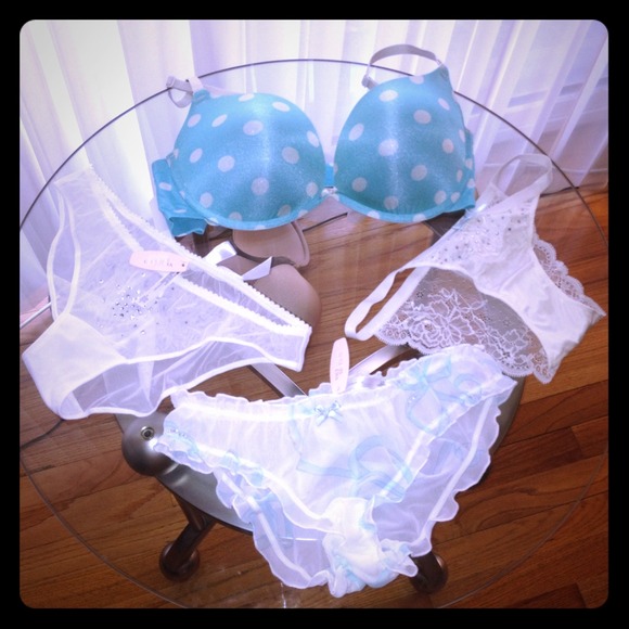 ✨Sold✨VS nwt white/crystal/Tiffany blue panty